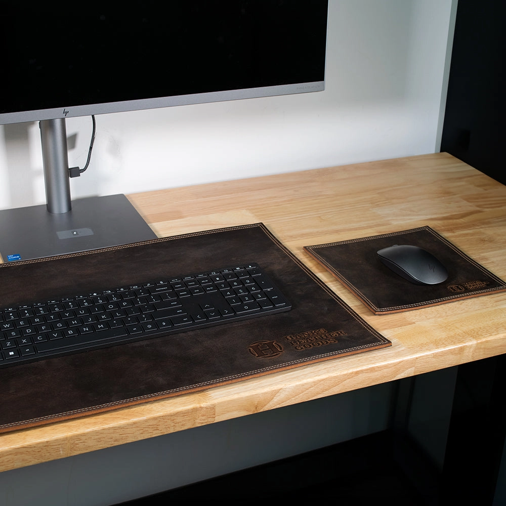 Desk & Mouse Pad Set