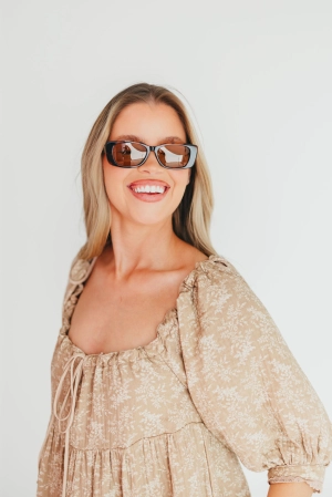 The Hepburn Sunglasses in Havana Tort-Chocolate